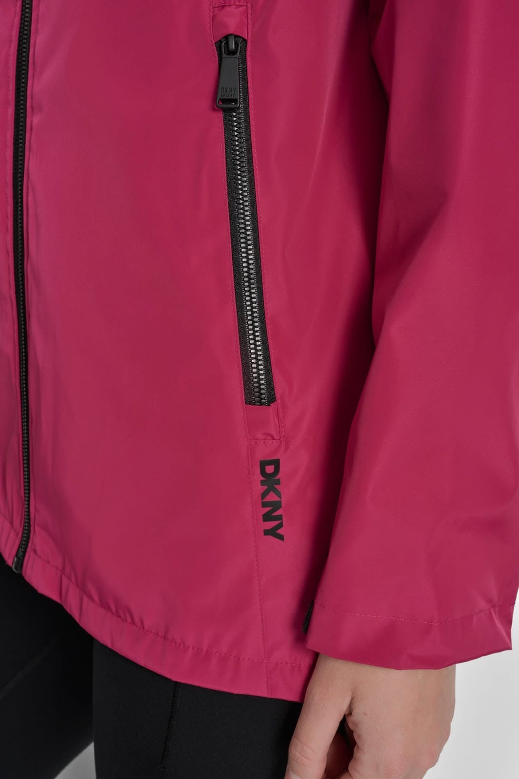 Rompevientos DKNY fucsia