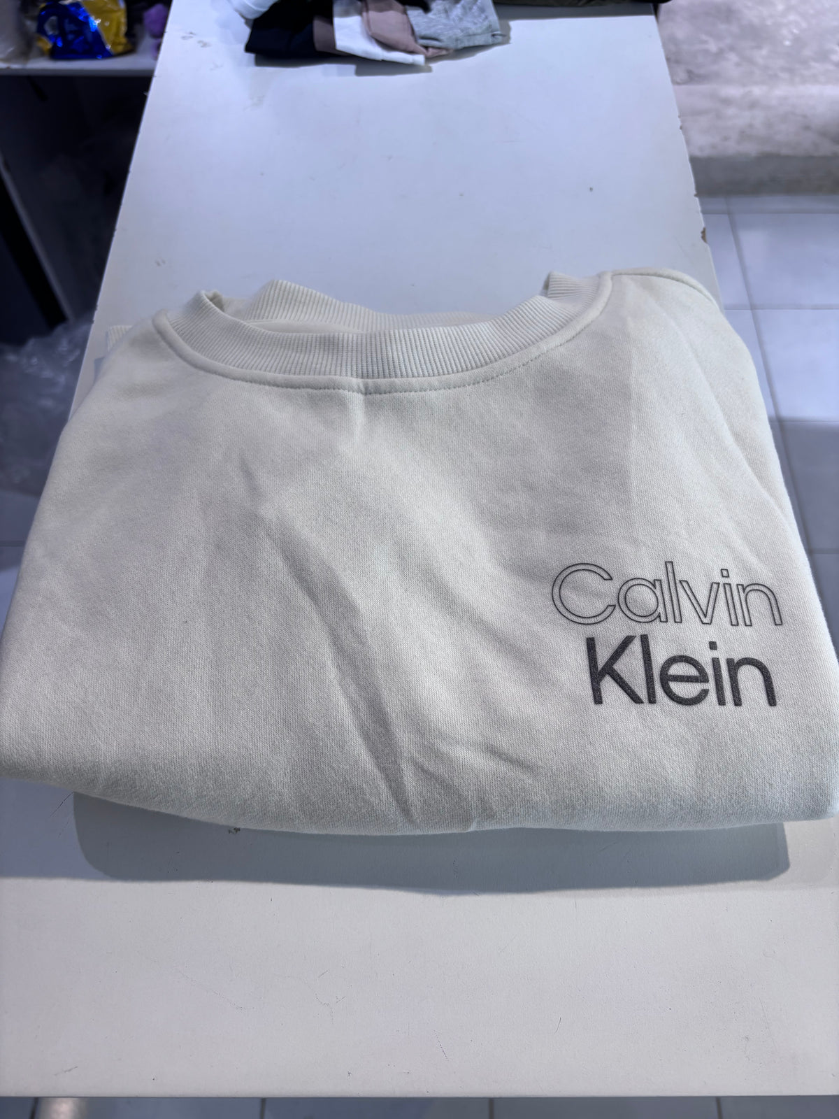 Sudadera Calvin k beige