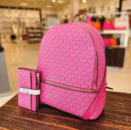 Backpack Michael K fucsia con herrajes plateados