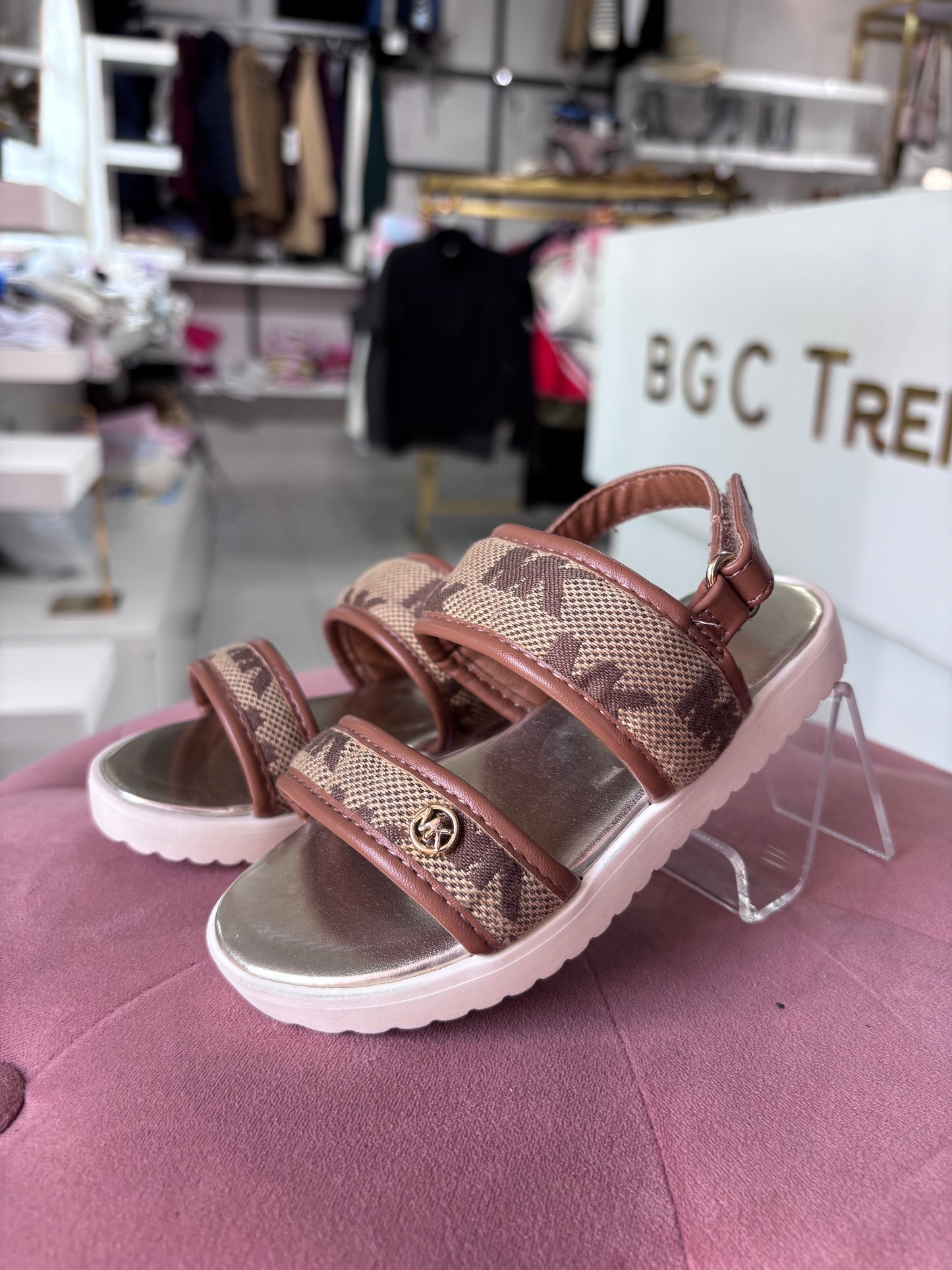 Sandalias Michael K para niña Camel
