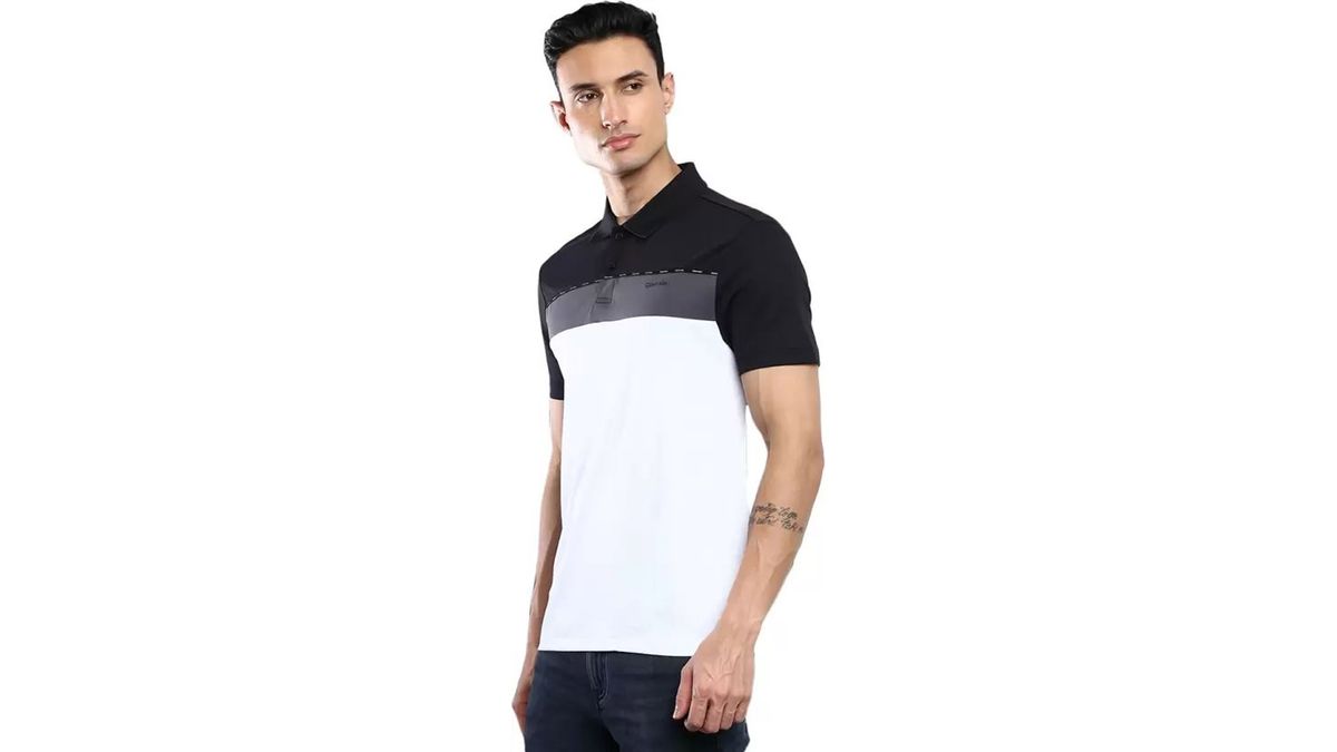 Playera Calvin k color negro con blanco caballero