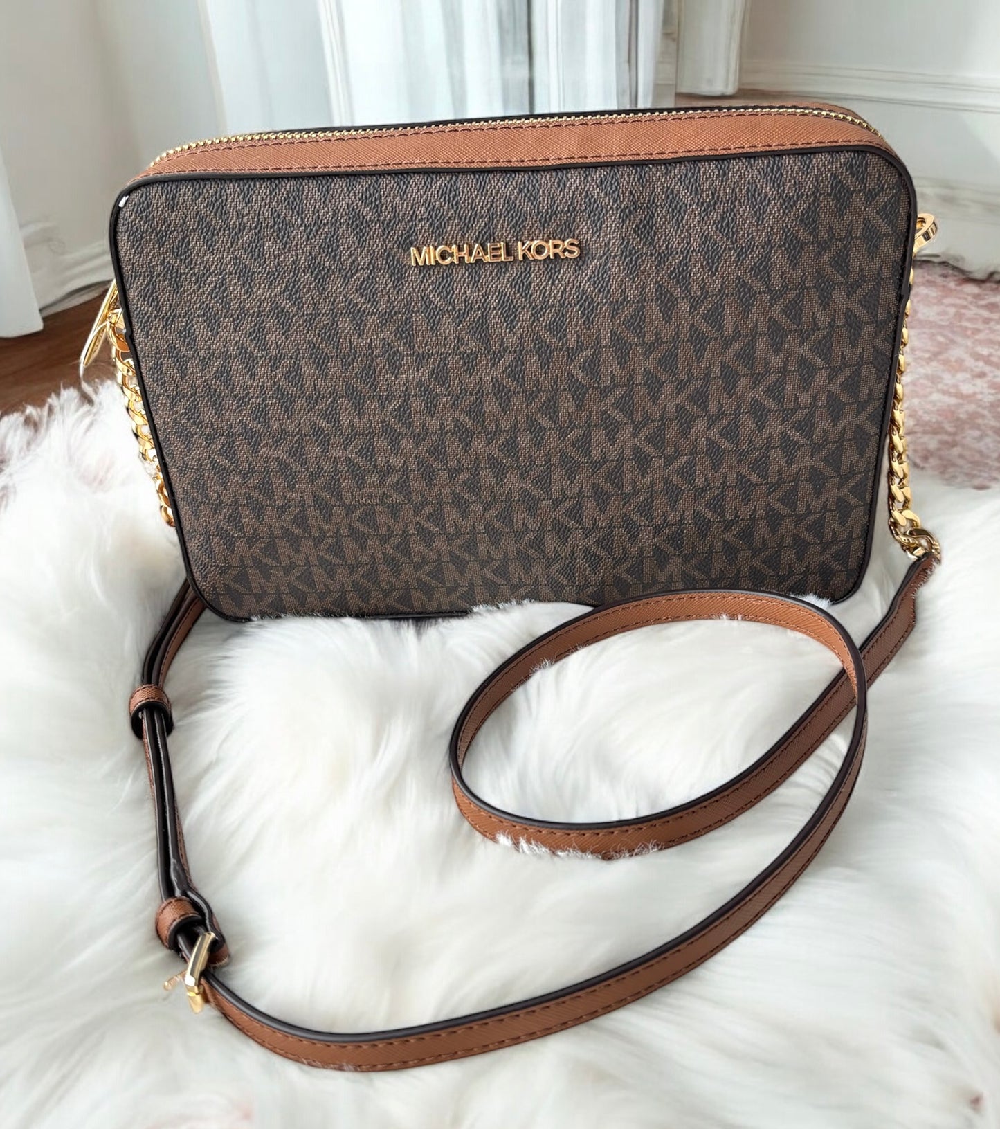 Crossbody Michael K chocolate/cafe básica