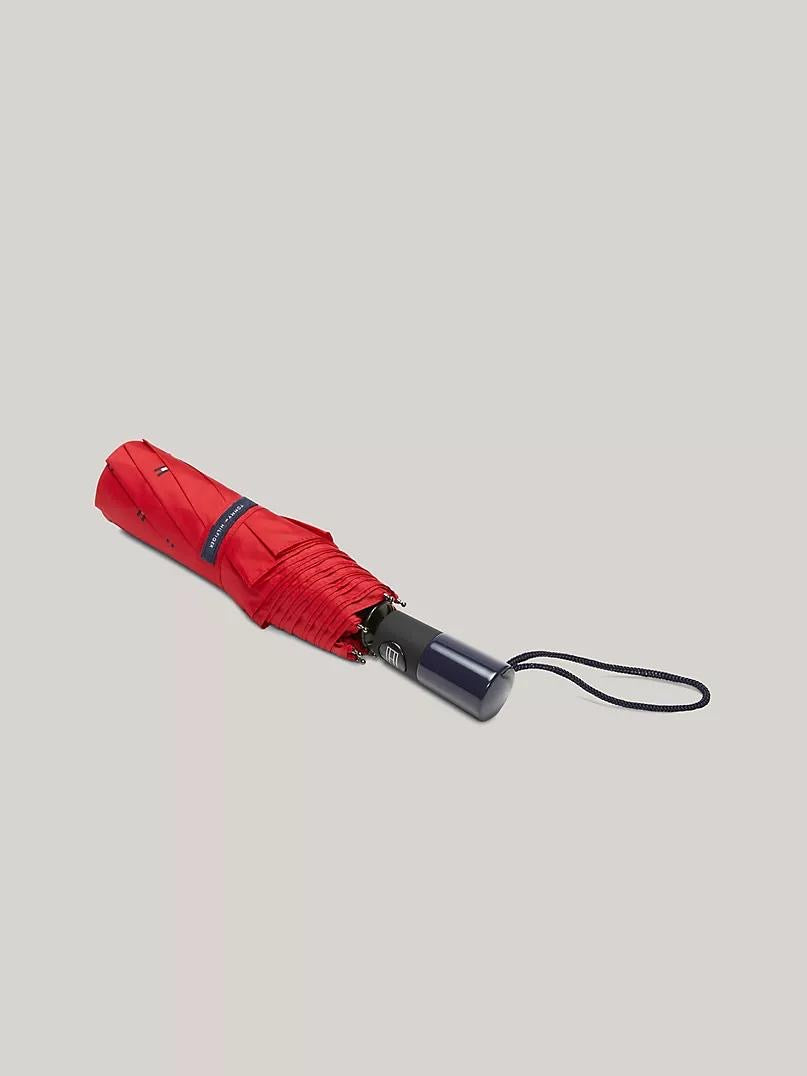 Sombrilla Tommy H rojo con banderitas botón para abrir y cerrar, mango negro/azul marino
