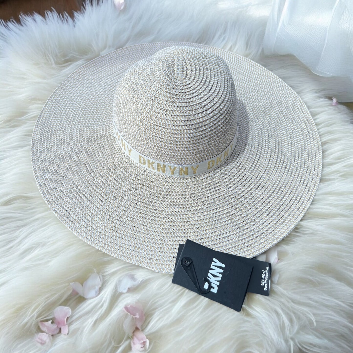 Sombrero DKNY