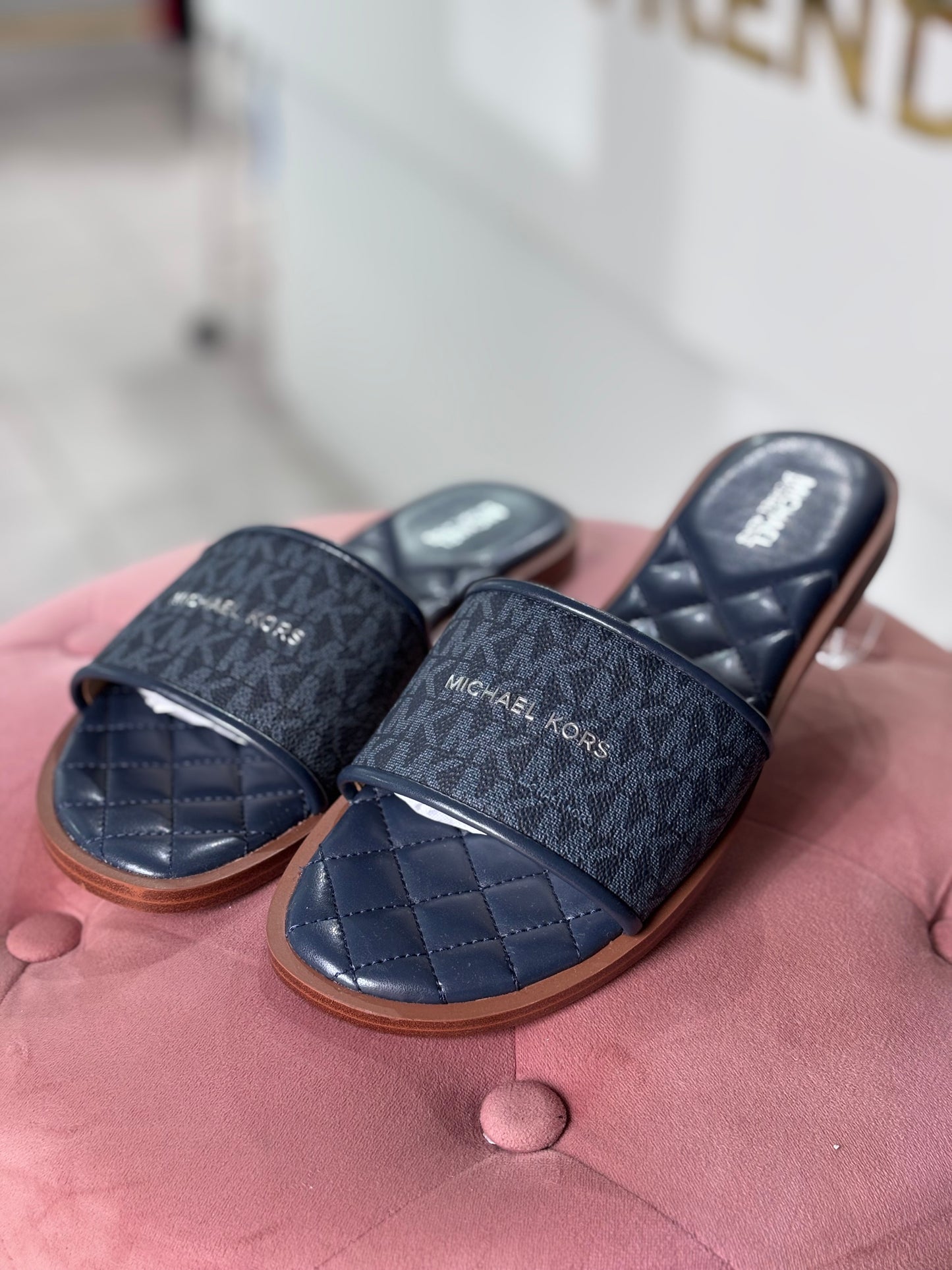 Sandalias Michael k azul con monogram