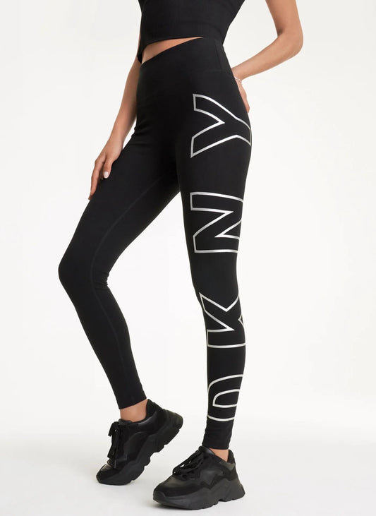Leggings DKNY Sport negro con letras blancas