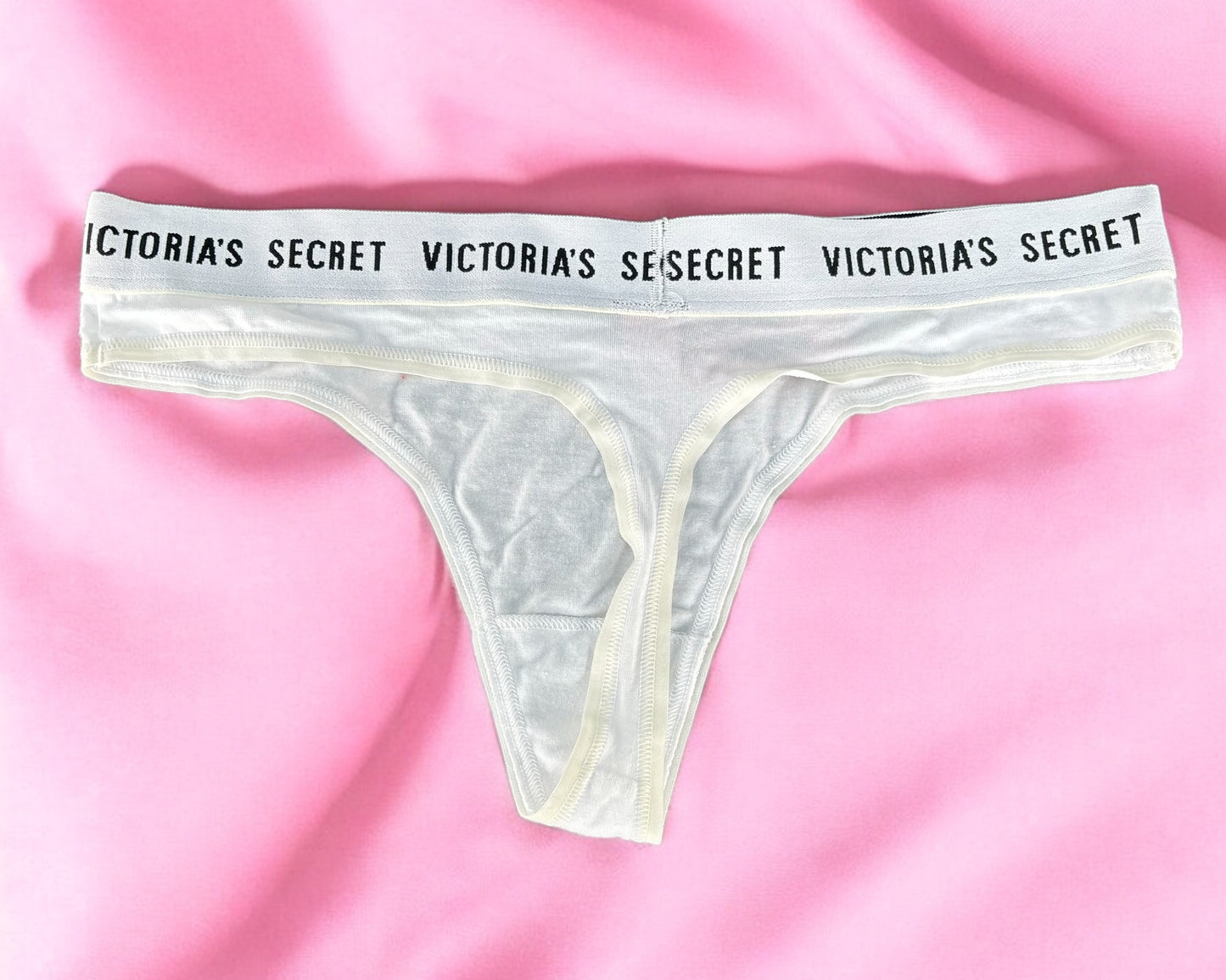 Tanga Victoria's S blanca