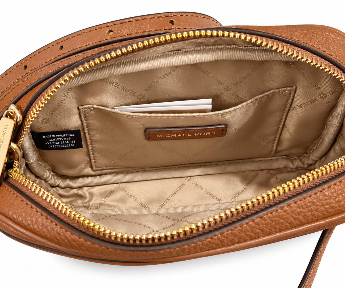 Crossbody jet set Travel camera Michael k café con camel