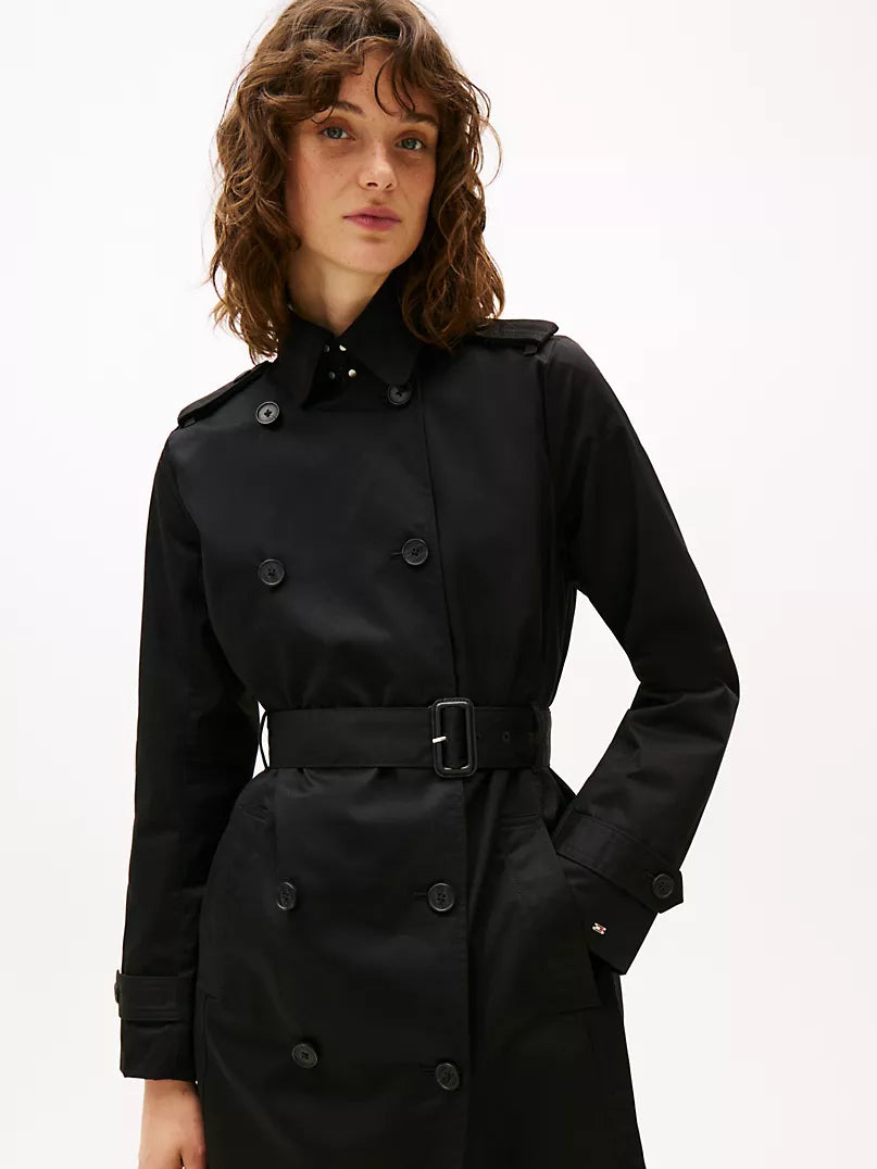 Gabardina Tommy H negra con cinturón