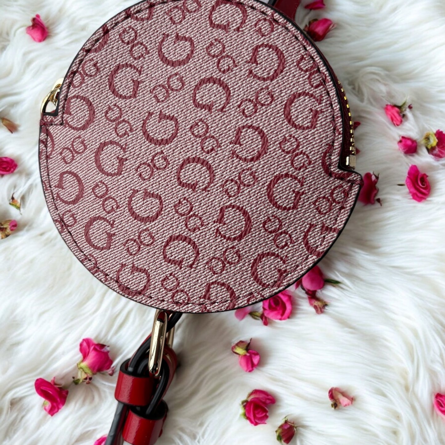 Hobo Guess roja con monedero