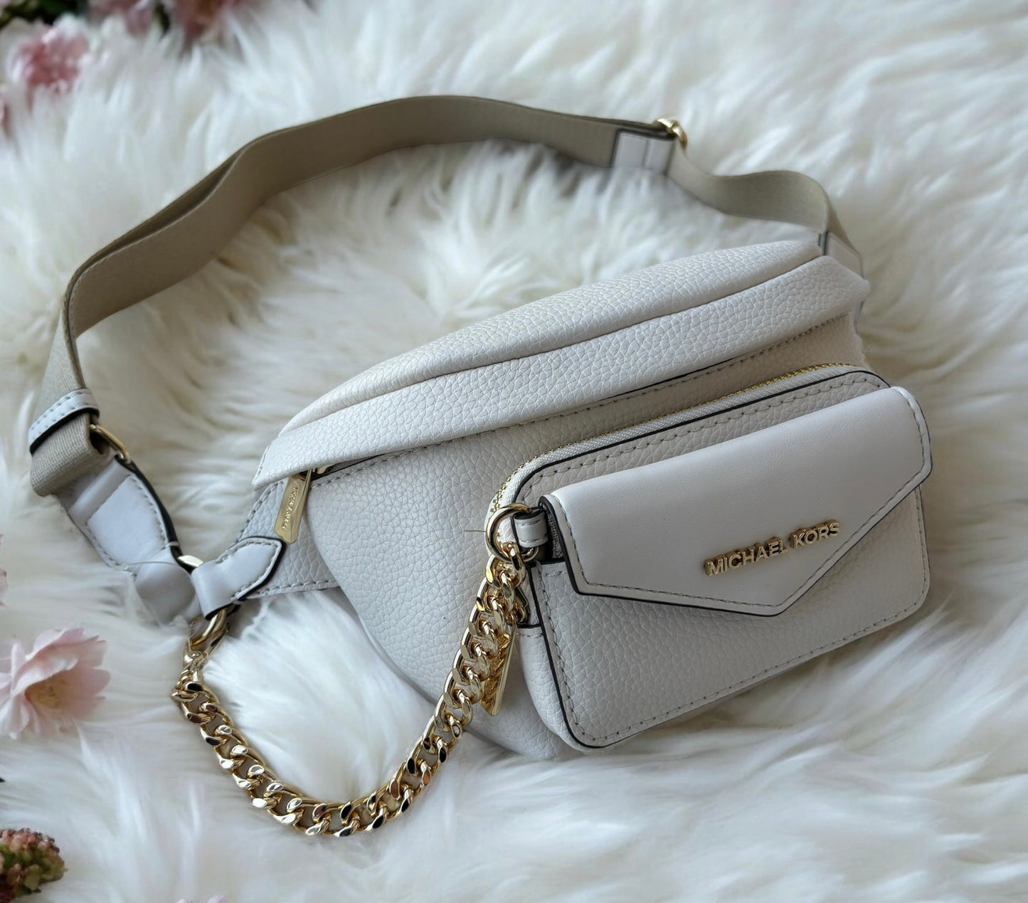 Crossbody Michael K crema con tarjetero