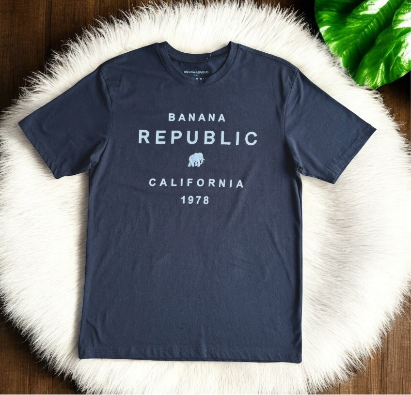 Playera banana republic color negro caballero