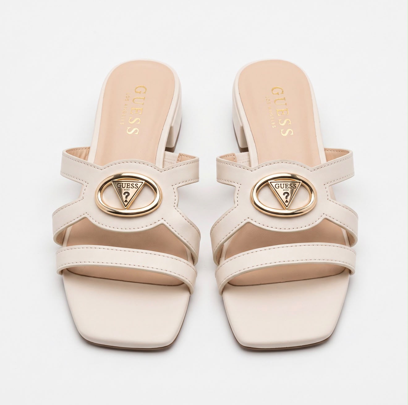 Sandalias Guess beige con dorado