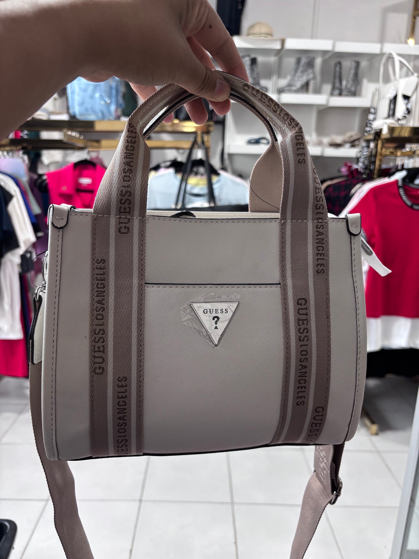 Tote Guess beige con placa