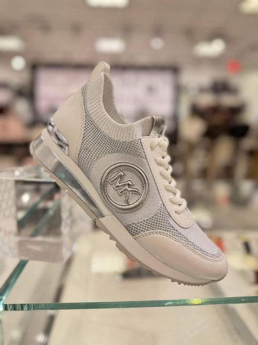 Tenis Michael K  Silver blancos/plateados con brillos