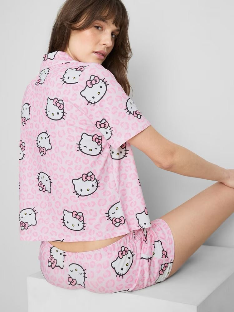 Pijama Primark de Hello Kitty rosa con detalle animal print