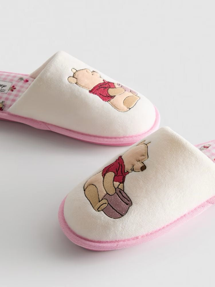 Pantuflas Primark Disney Winnie Pooh blanca con rosa