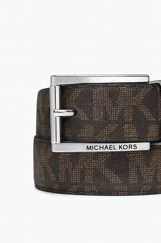 Cinturón Michael L chocolate con monogram, hebilla plateada grabada