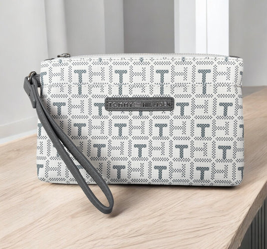 Muñequera Tommy H blanca con monogram gris y placa plateada