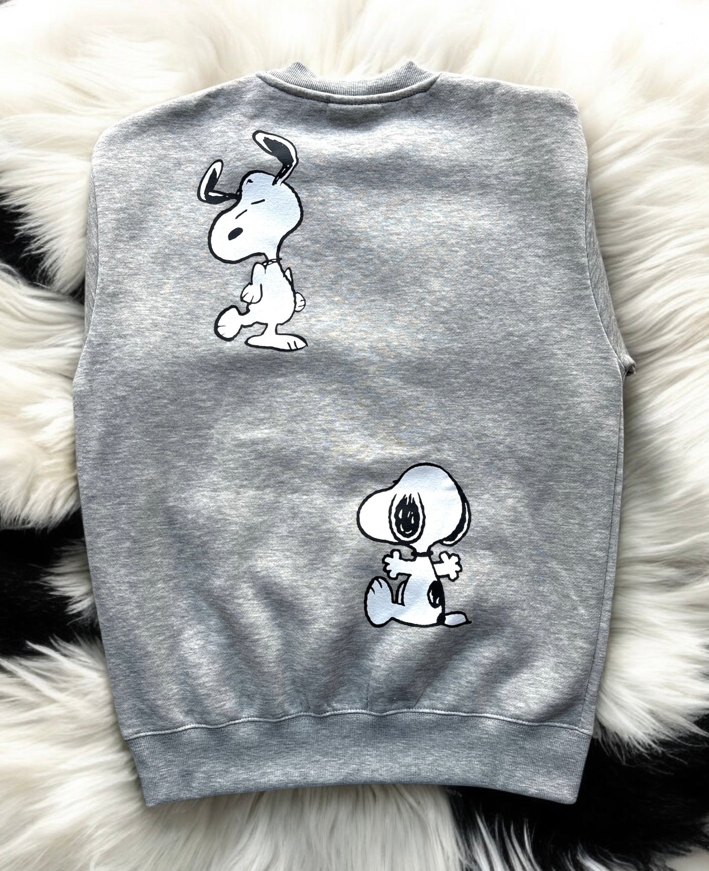 Sudadera Peanuts gris de Snoopy para caballero