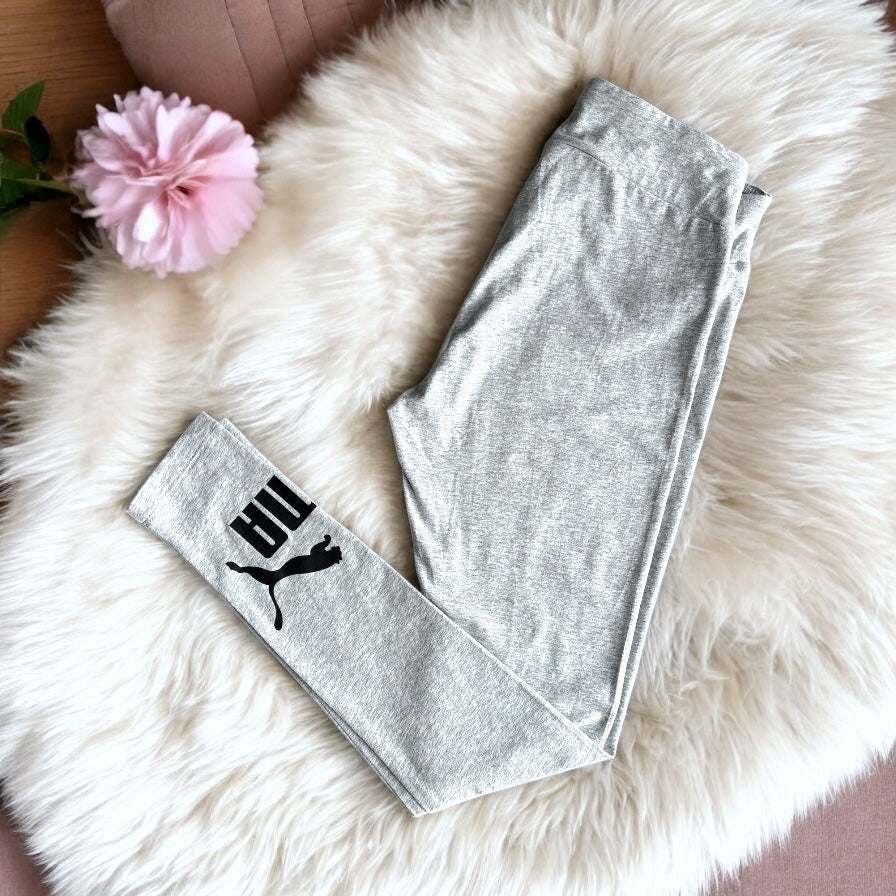 Leggins Puma Gris jaspeado con letras y puma negro
