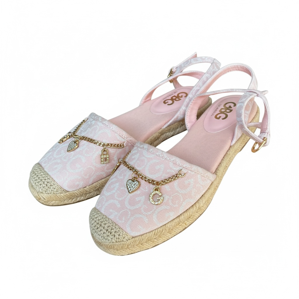 Alpargatas GBG rosa con cadena y dijes