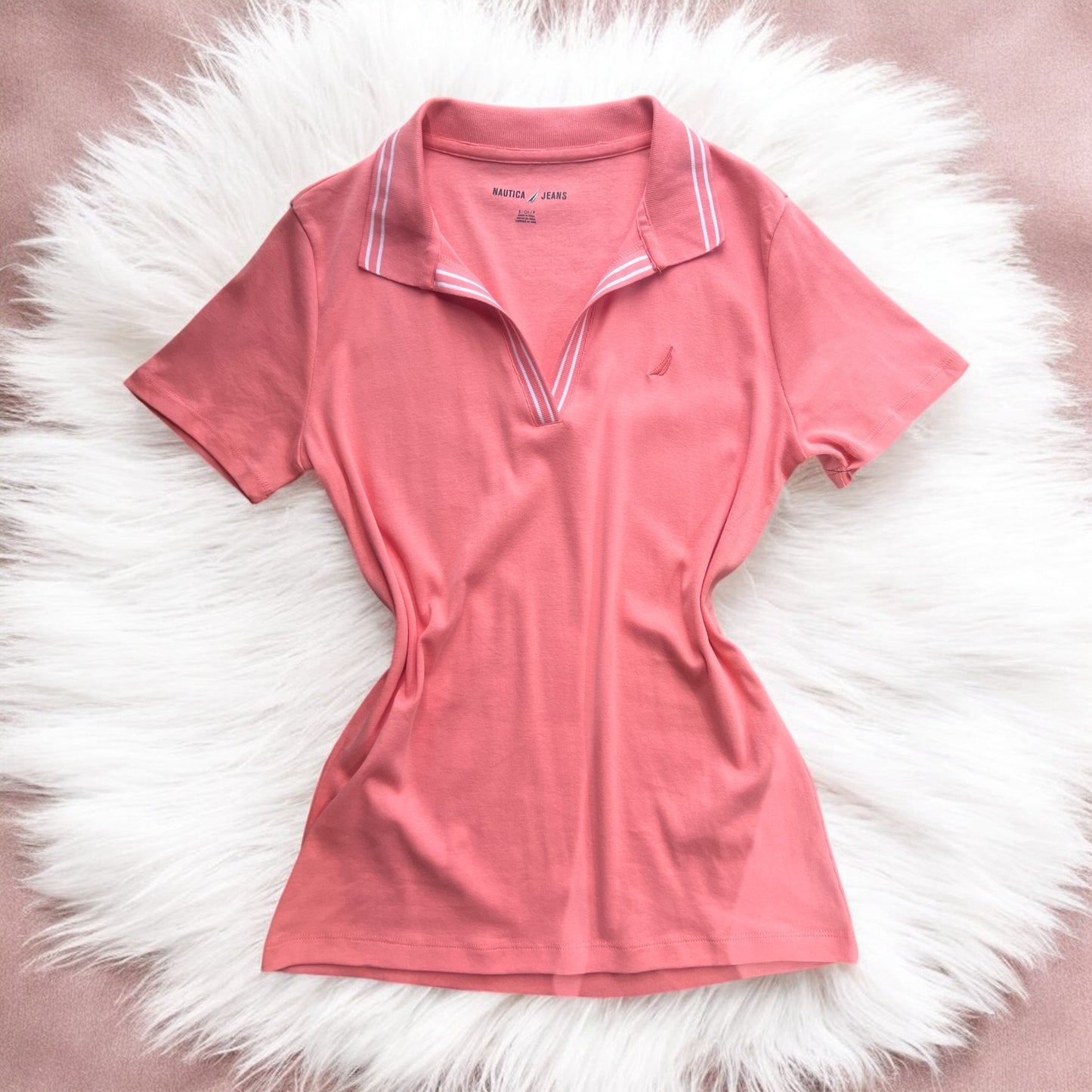 Playera náutica color mamey cuello polo