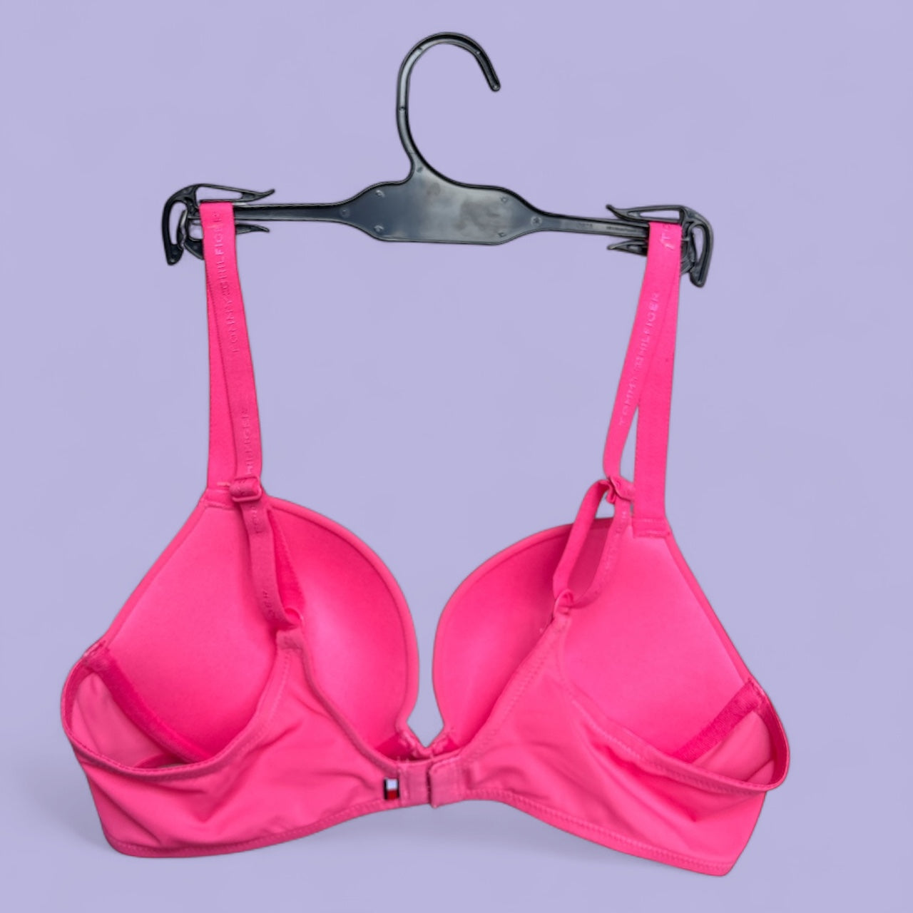 Brasier Tommy H rosa con tirantes grabados