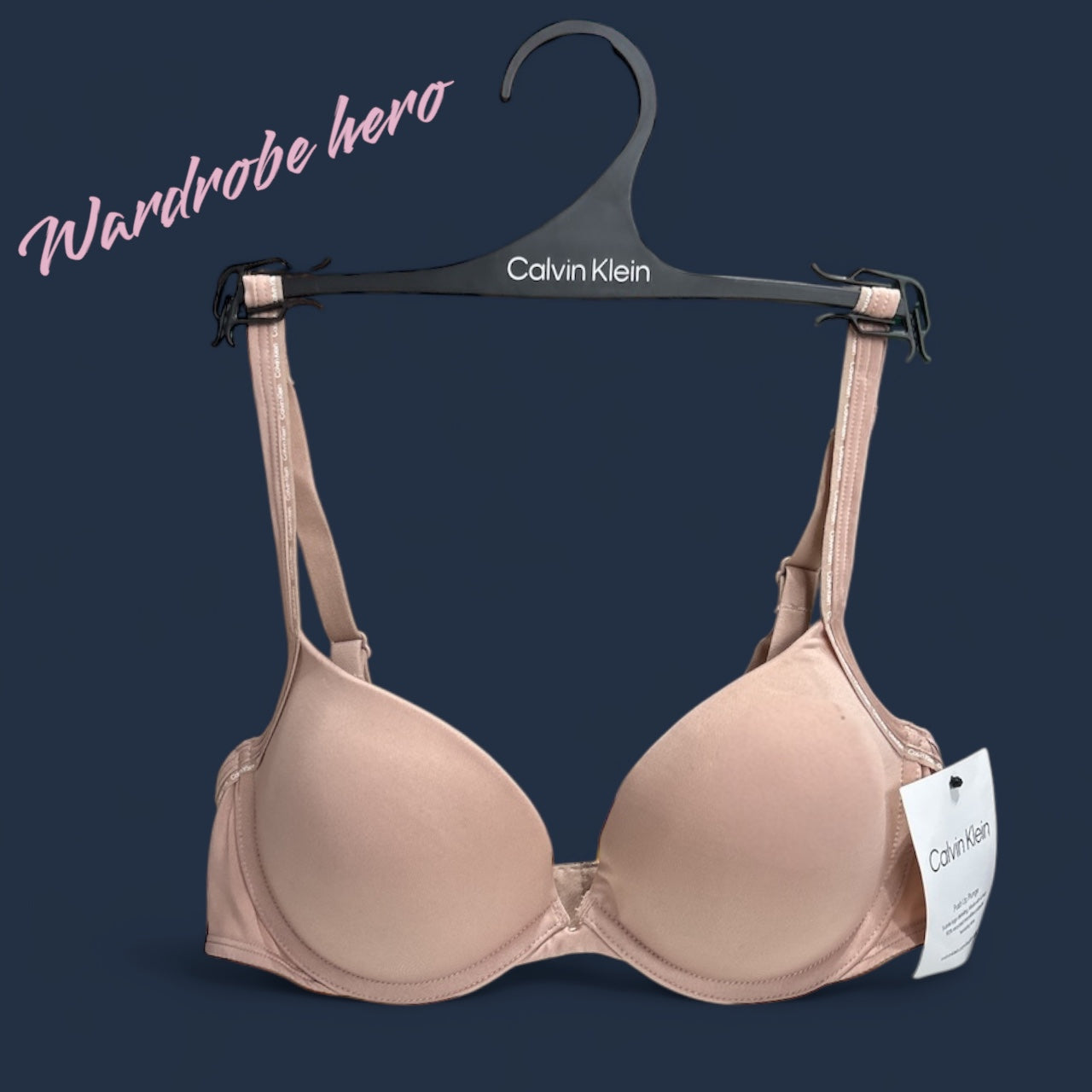 Brasier Calvin k nude, contorno delgadito con letras