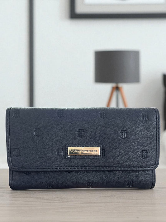 Cartera Tommy H azul marino grabada