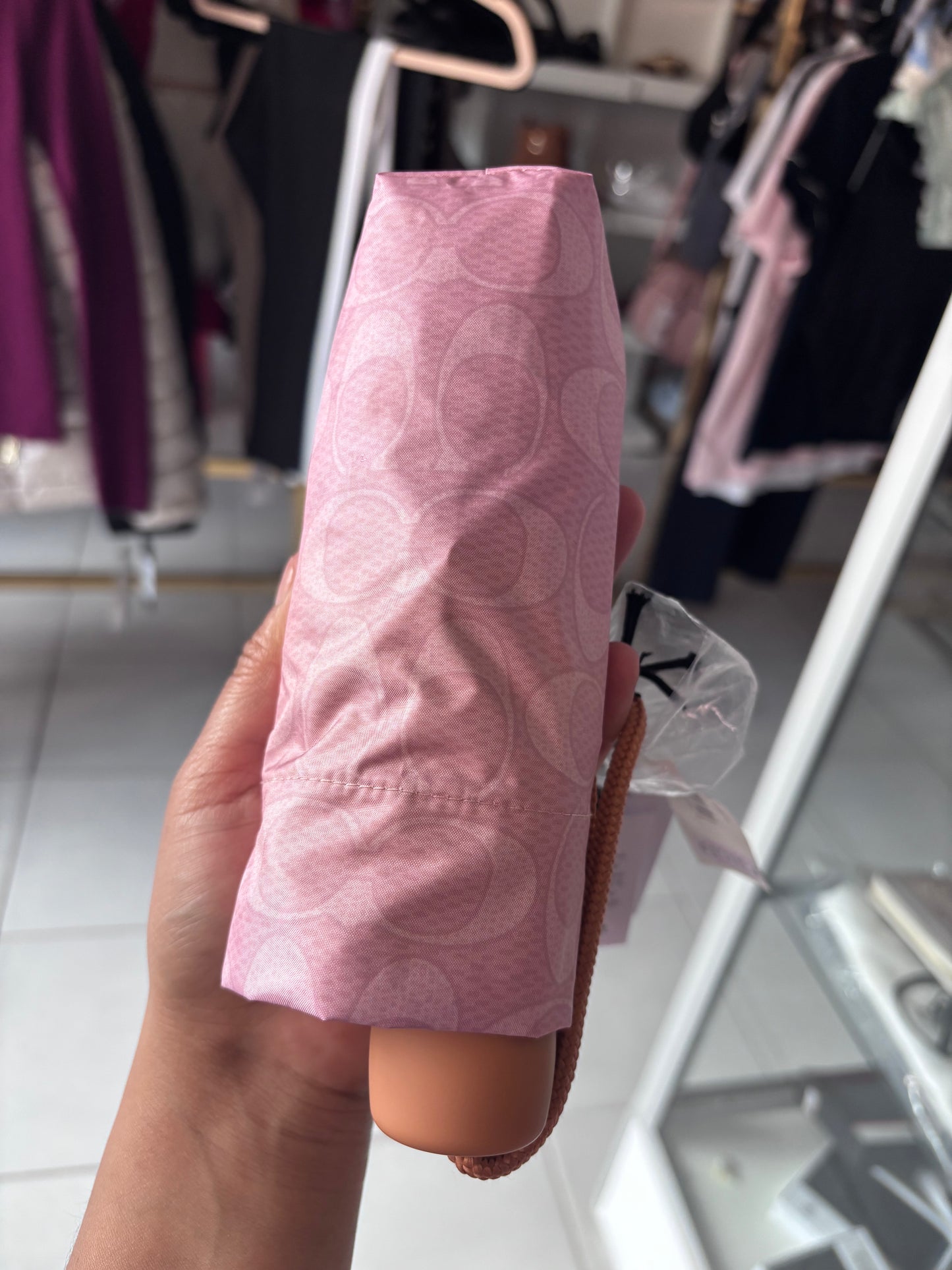Sombrilla Coach