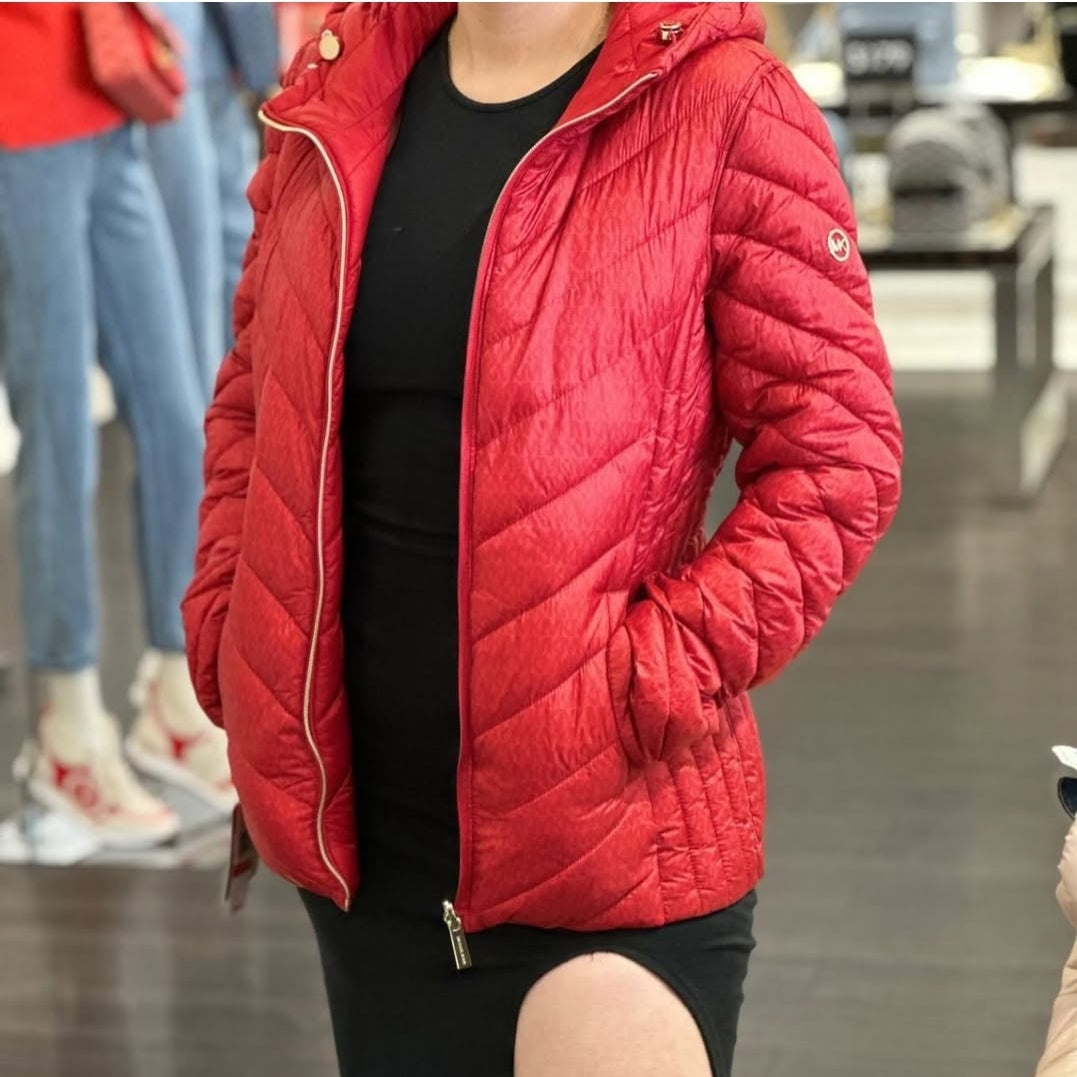 Chamarra Michael K roja monogram doble vista