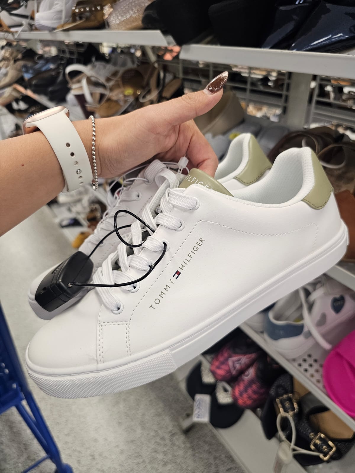 Tenis Tommy h blancos con dorado