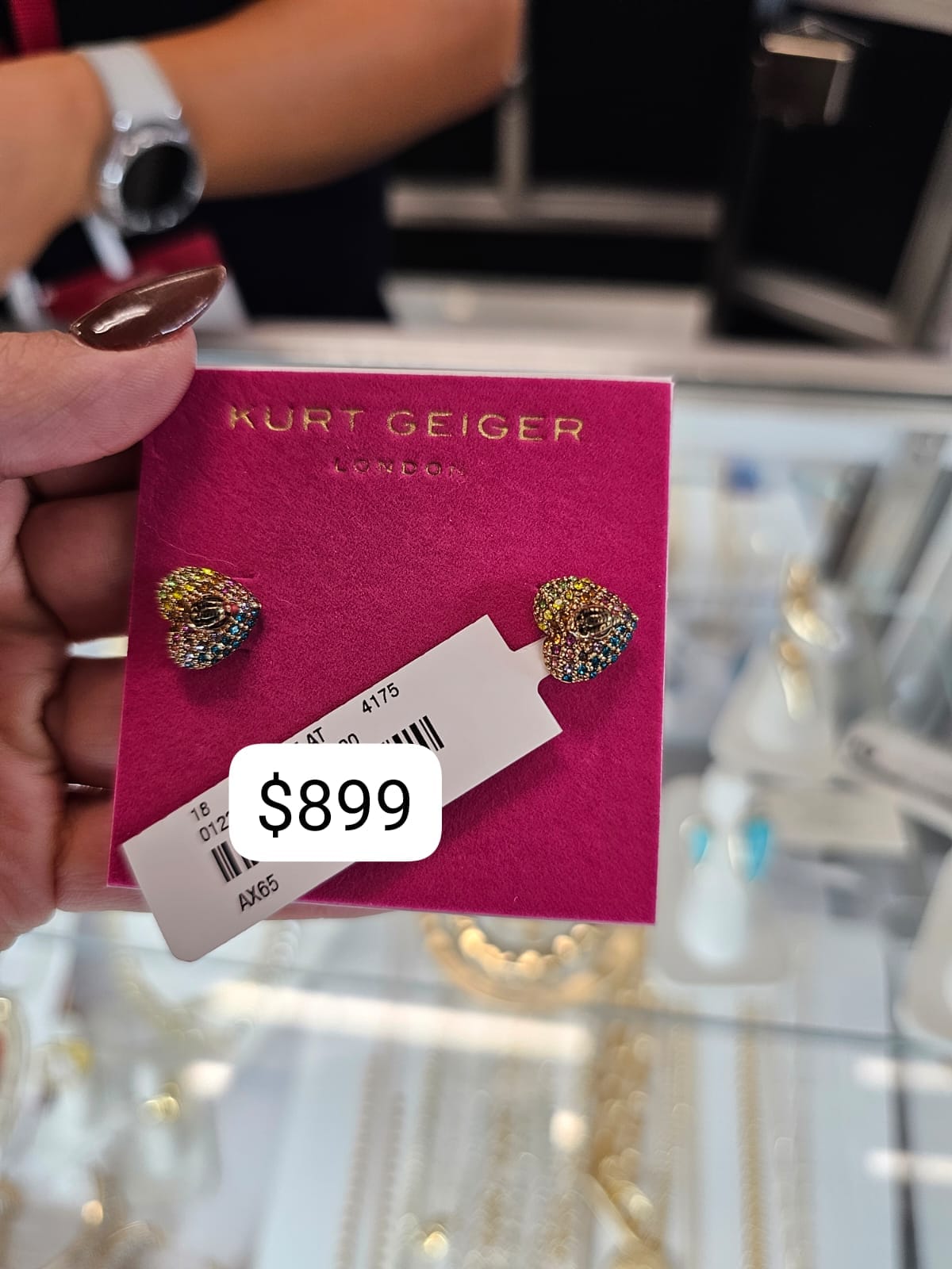 Aretes Kurt Geiger de corazon
