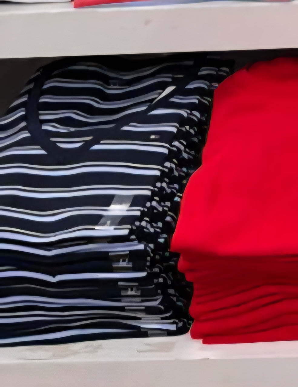 Playera Tommy H azul con rayas