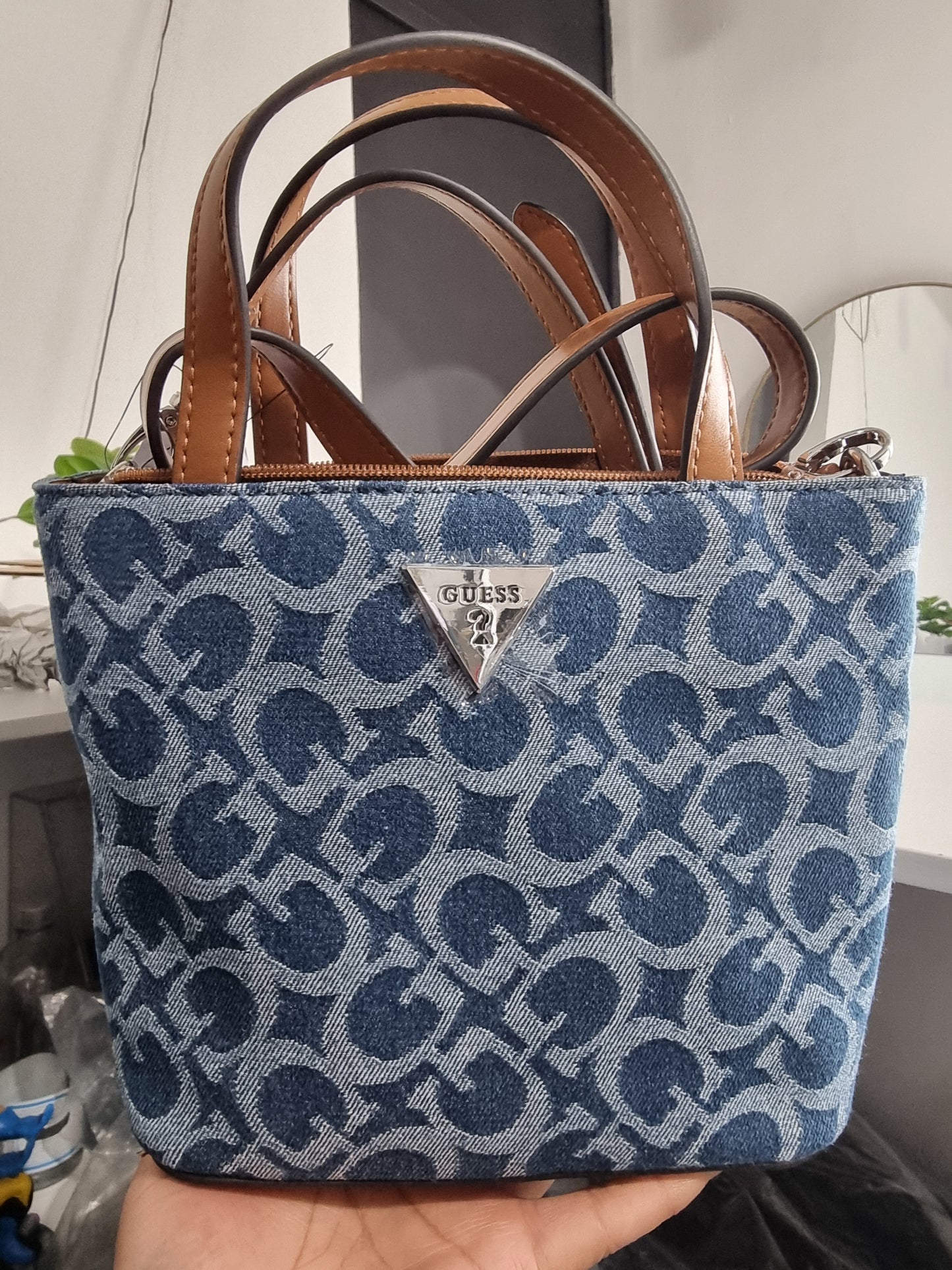 Crossbody Guess azul mezclilla