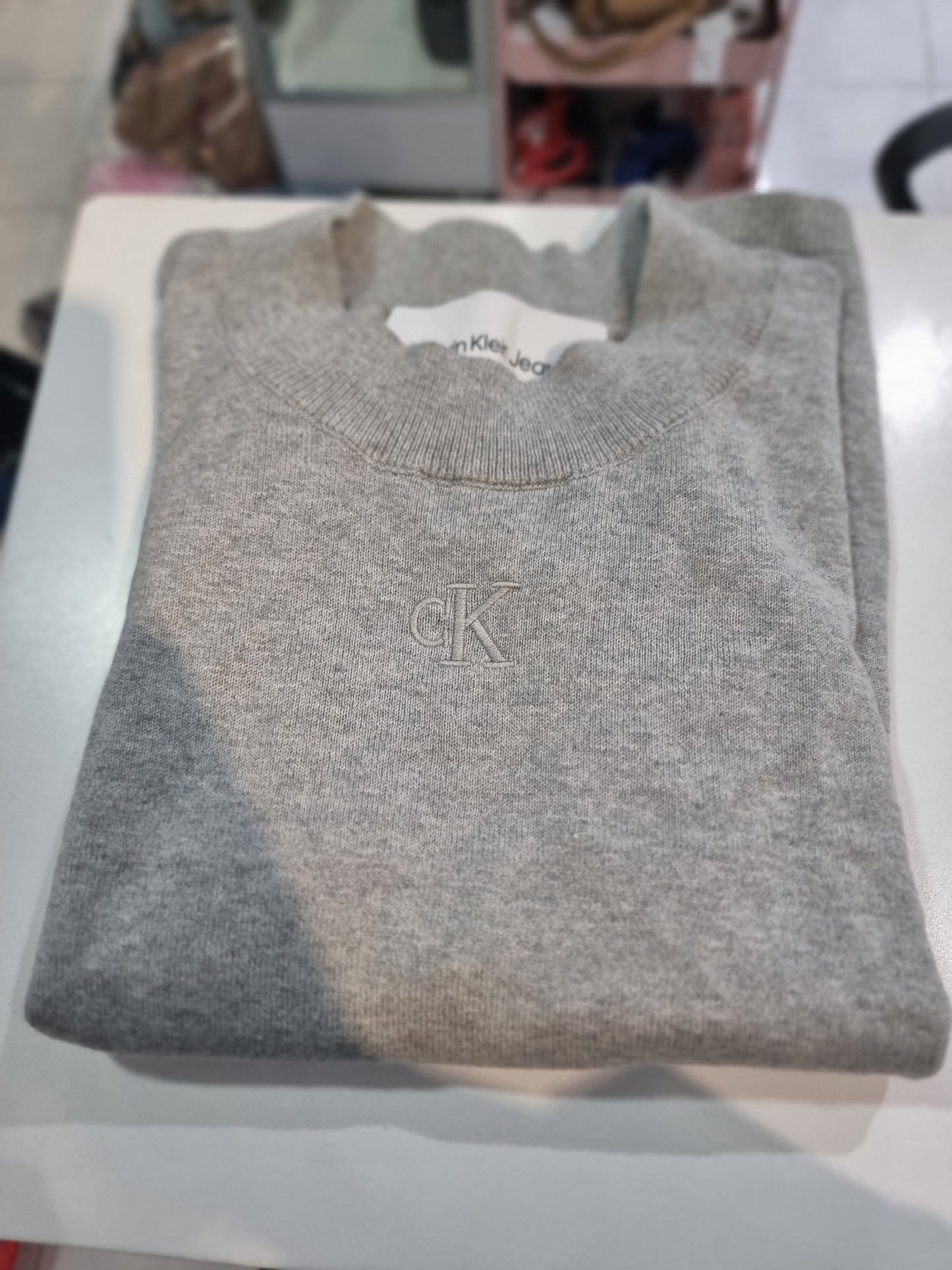 Playera Calvin k gris
