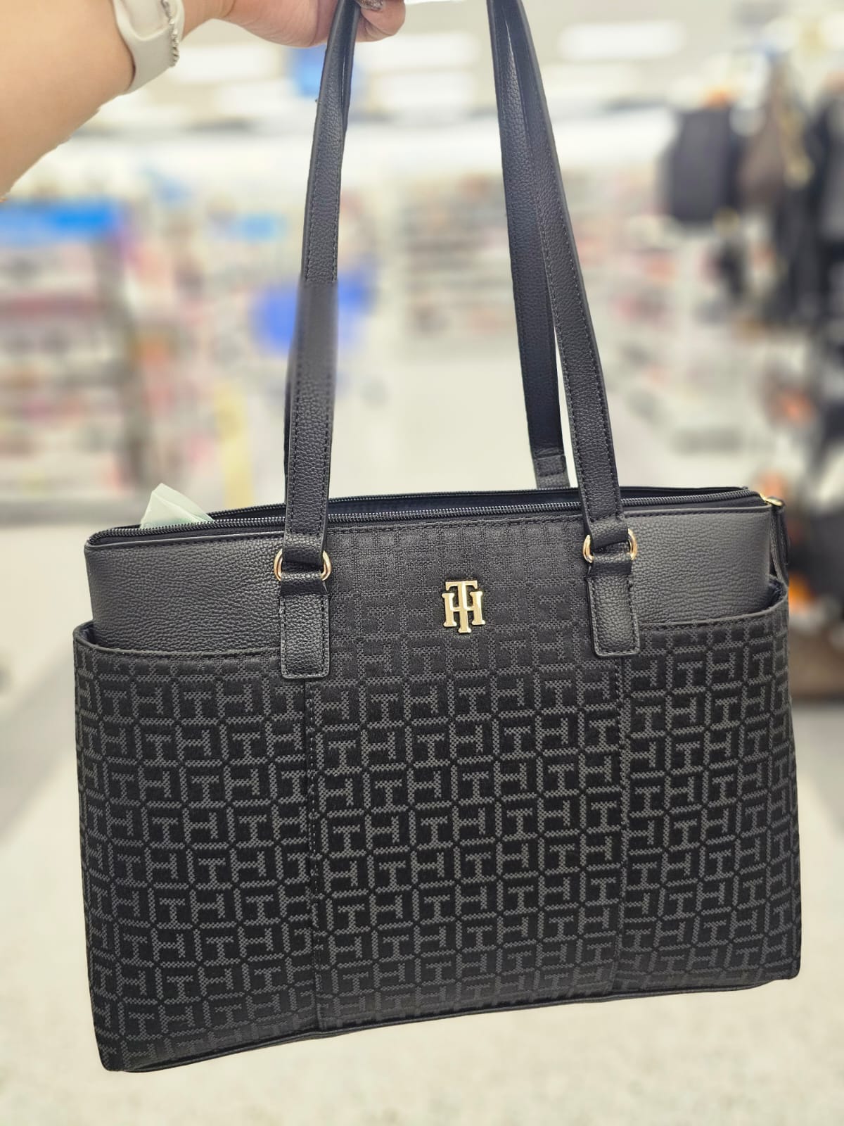 Tote Tommy H negra