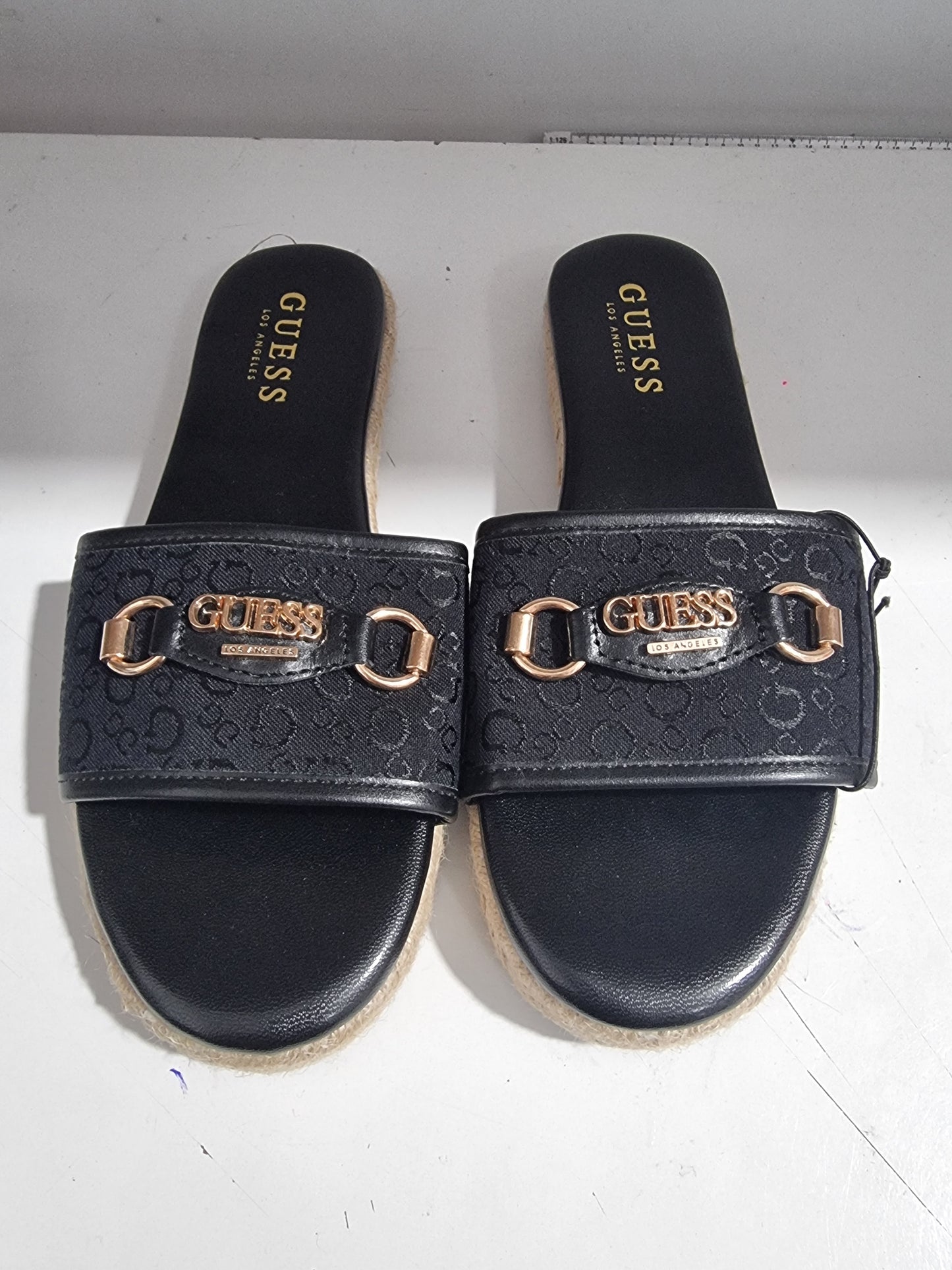 Sandalias Guess negras
