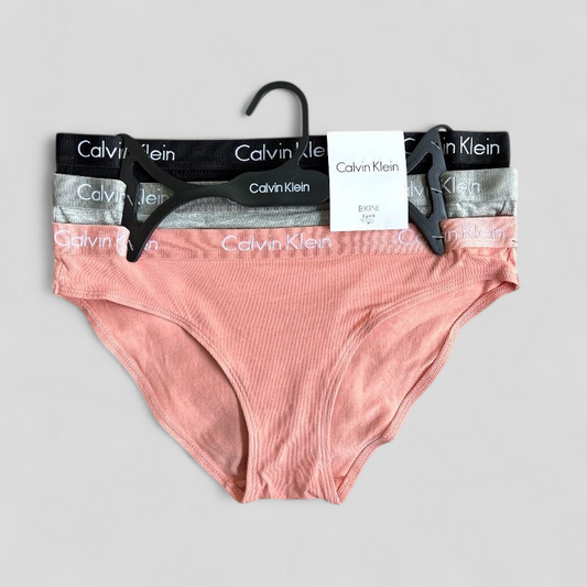 Bikini Calvin K mamey, gris y negro 3 pz
