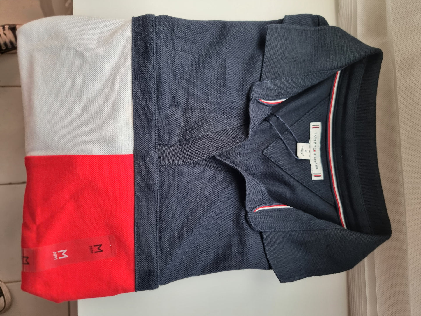 Playera Tommy H azul marino