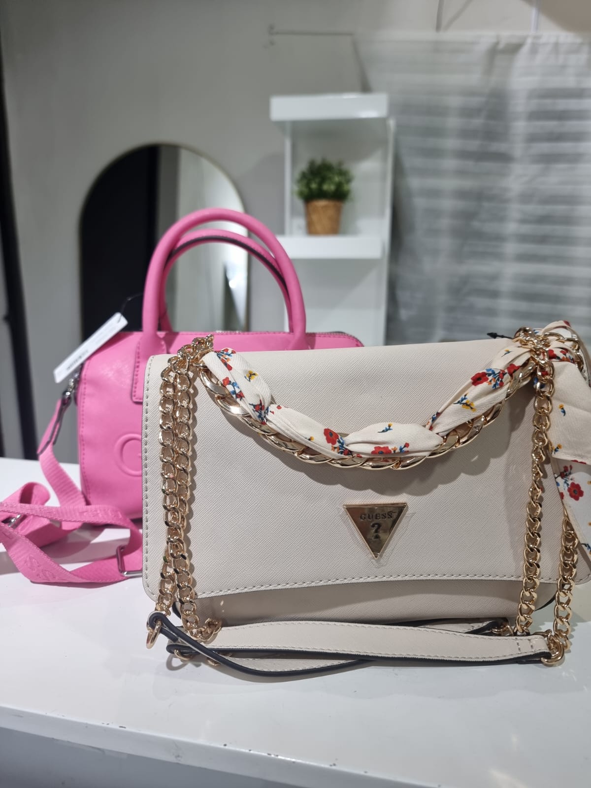 Crossbody rosa y beige