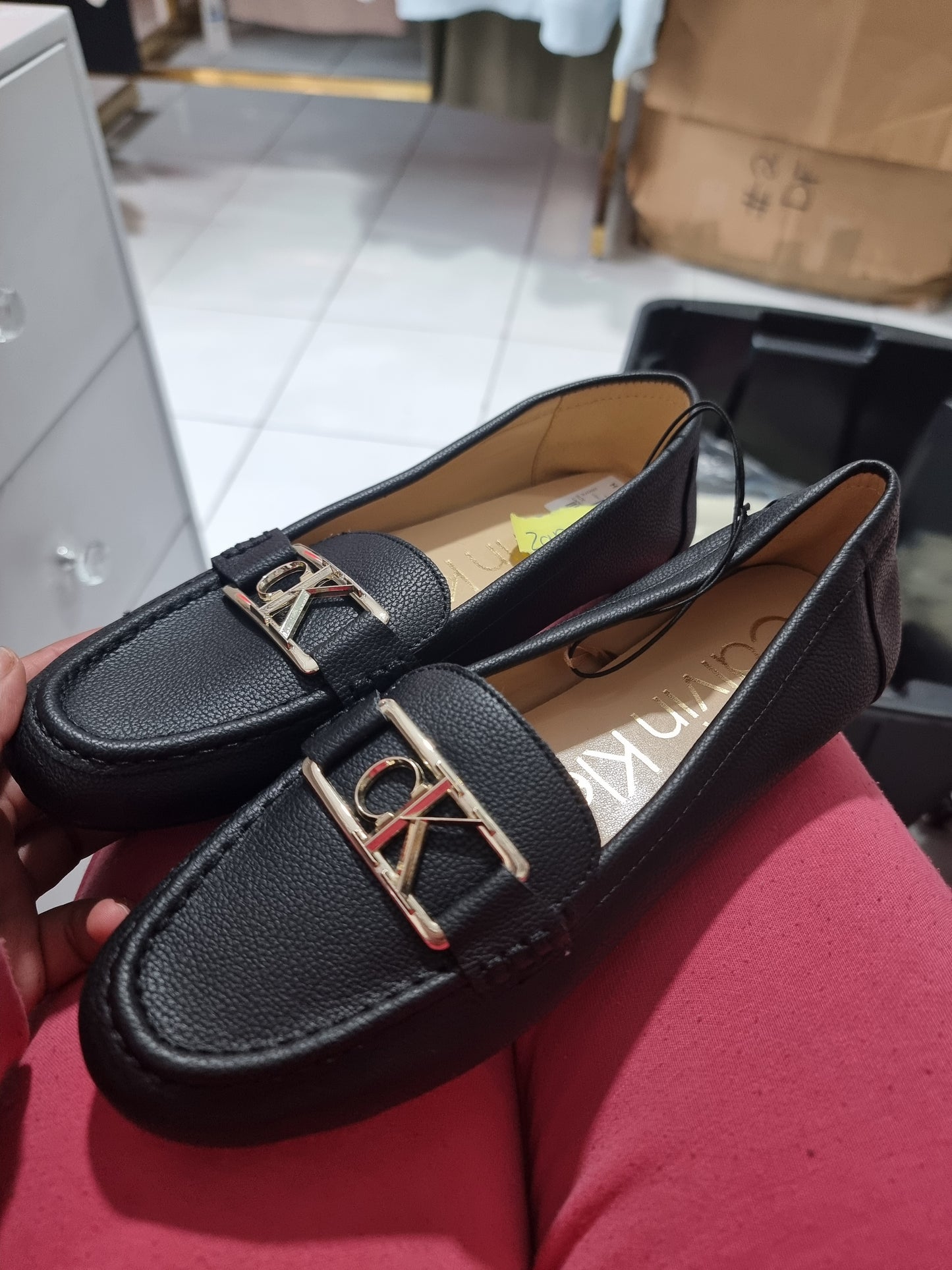 Mocasines Calvin k negros talla 24