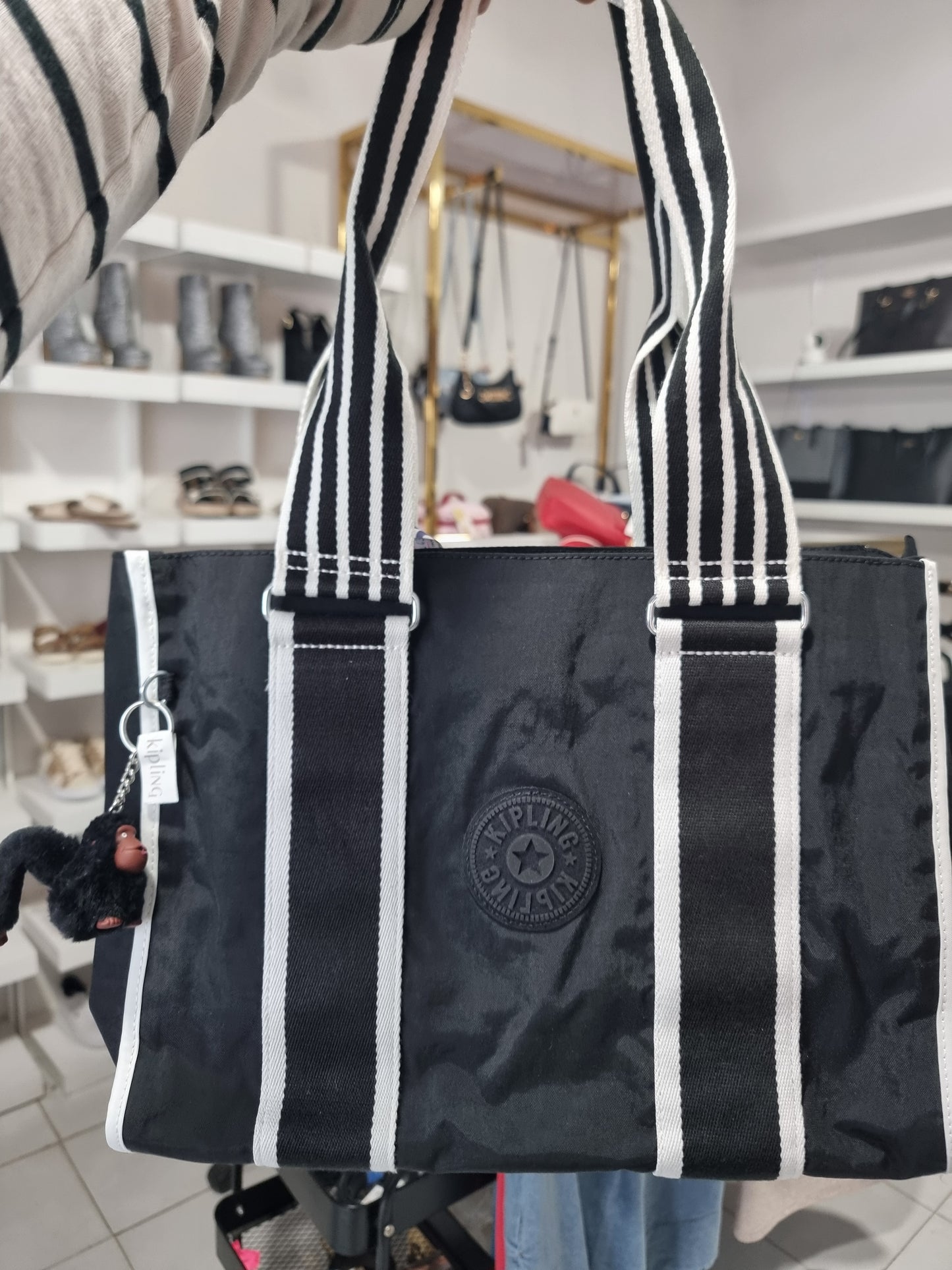 Tote Kipling negra