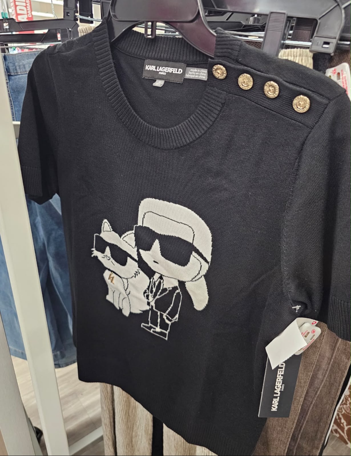Playera KarlLagerfeld negra