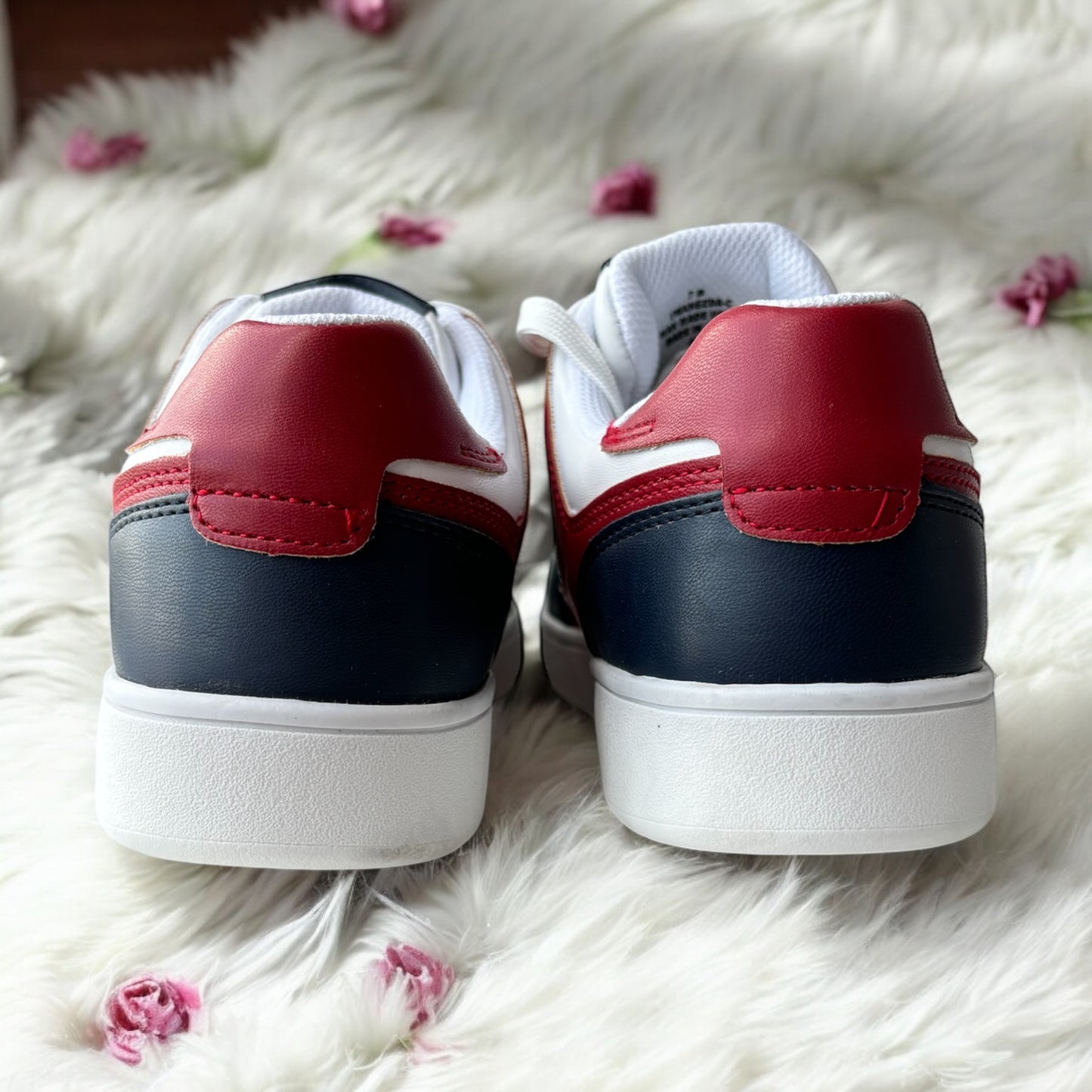 Tenis Tommy H blanco,azul y rojo
