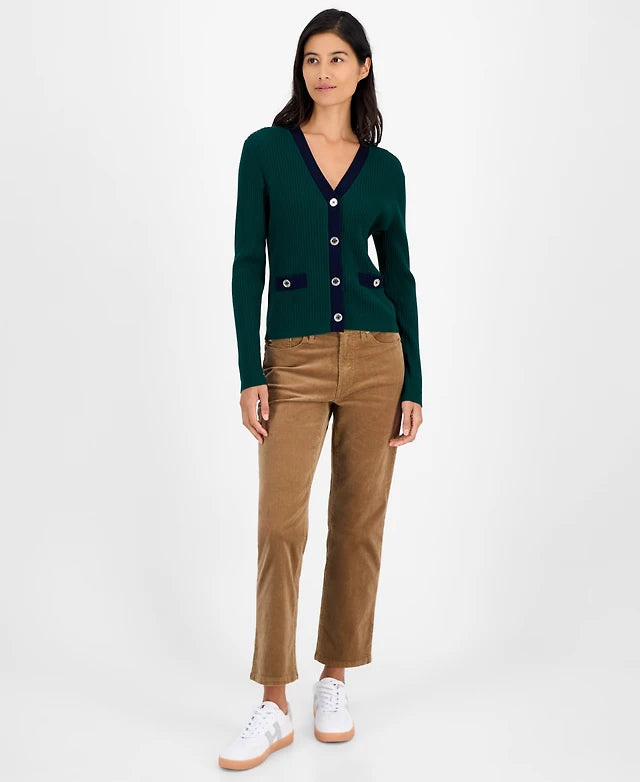 Suéter Tommy H verde  línea azul marino en medio y bolsas, botones plateados