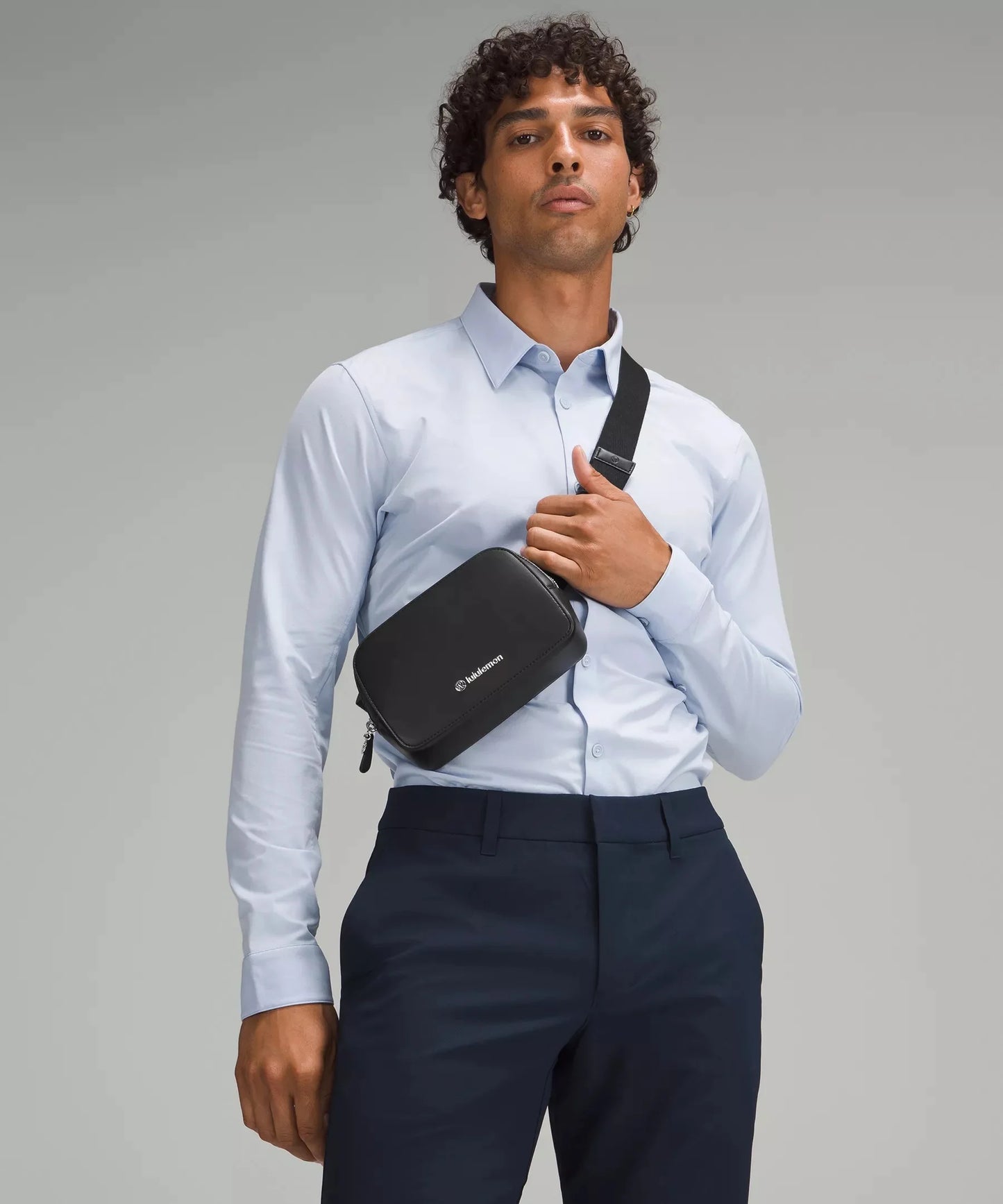 Cangurera Lululemon negra