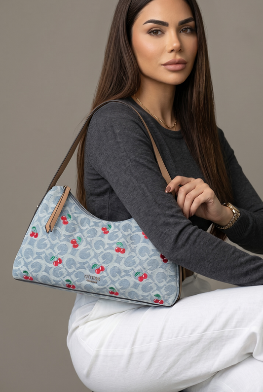 Hobo Guess mezclilla con cerezas bordadas