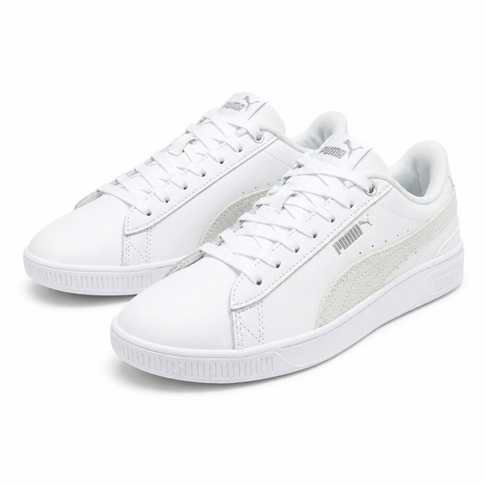 Tenis Puma blancos con detalle beige